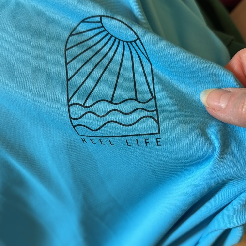 Blue Long Sleeve Swim Top Reel Life nwot - Picture 3 of 3
